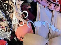 Bikini's en dames ondergoed, hunkemöller, avenue body, mix kleuren - afbeelding 12 van  18