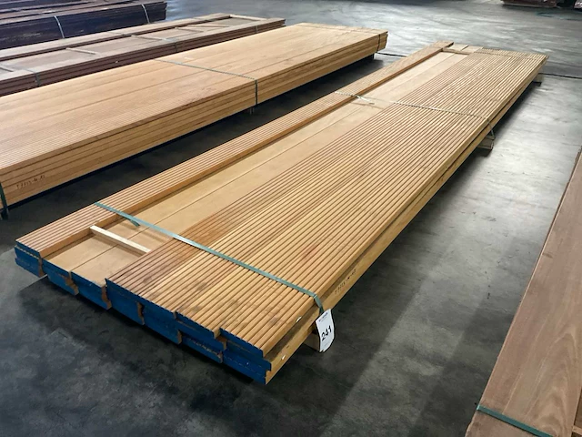 Bilinga vlonderdelen antislip 28x140 mm (26x) - afbeelding 1 van  6