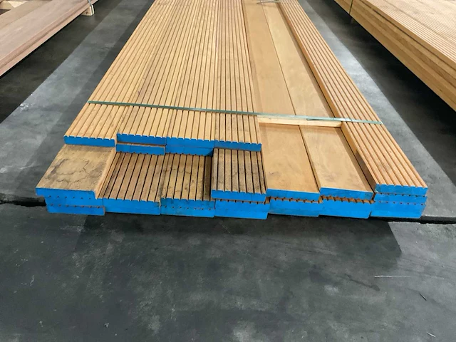 Bilinga vlonderdelen antislip 28x140 mm (26x) - afbeelding 4 van  6