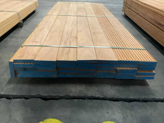 Bilinga vlonderdelen antislip 28x140 mm (36x) - afbeelding 4 van  6