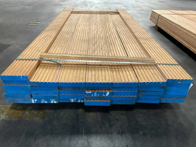 Bilinga vlonderdelen antislip 28x140 mm (37x) - afbeelding 2 van  7