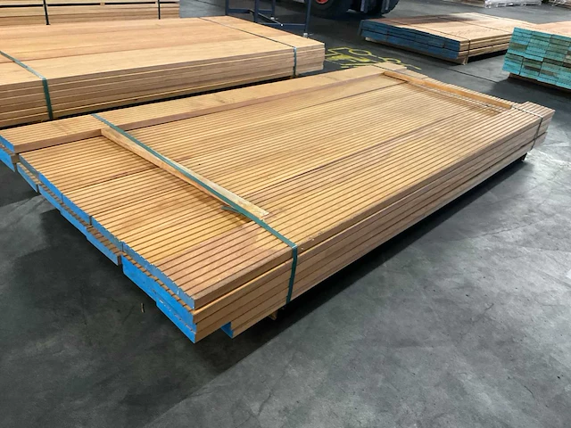 Bilinga vlonderdelen antislip 28x140 mm (37x) - afbeelding 3 van  7