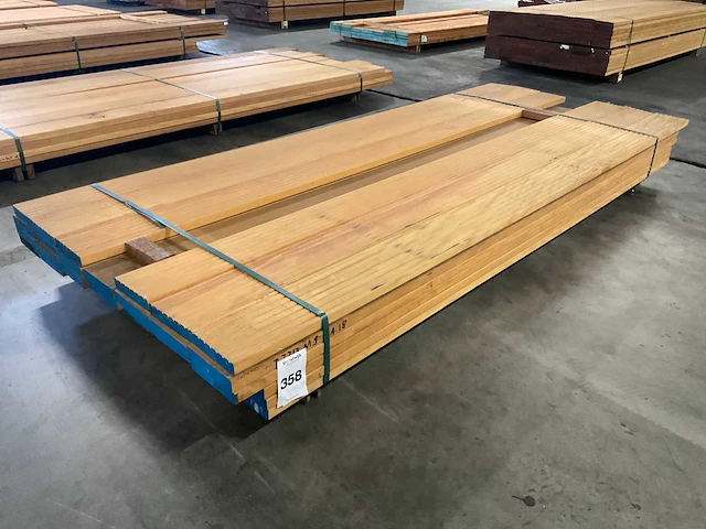 Bilinga vlonderdelen antislip 28x140 mm (41x) - afbeelding 1 van  6