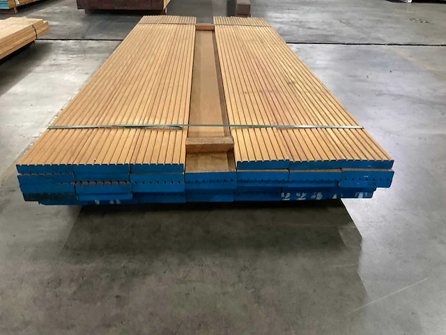 Bilinga vlonderdelen antislip 28x140 mm (41x) - afbeelding 2 van  6