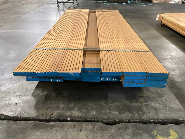 Bilinga vlonderdelen antislip 28x140 mm (41x) - afbeelding 4 van  6
