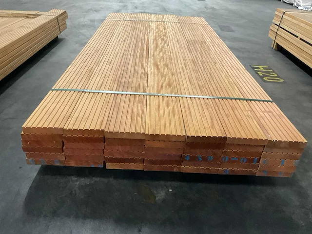 Bilinga vlonderdelen antislip 28x140 mm (42x) - afbeelding 2 van  6