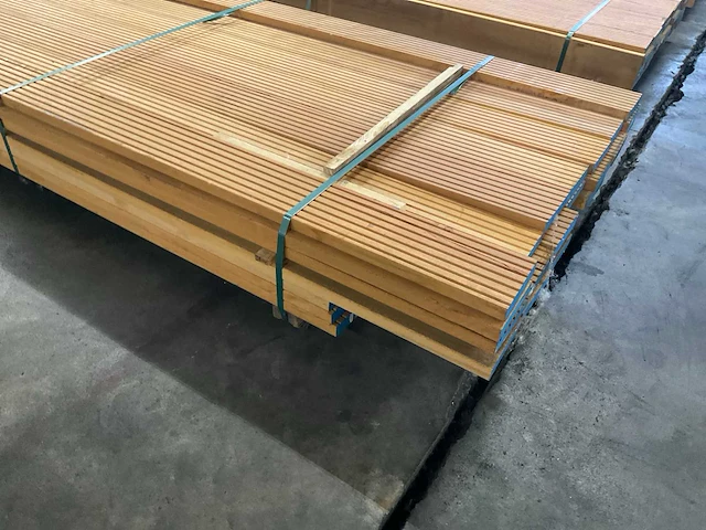 Bilinga vlonderdelen antislip 28x140 mm (44x) - afbeelding 5 van  7