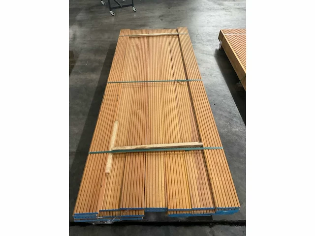 Bilinga vlonderdelen antislip 28x140 mm (44x) - afbeelding 6 van  7
