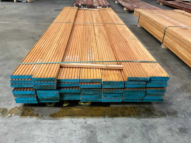 Bilinga vlonderdelen antislip 28x140 mm (46x) - afbeelding 2 van  6