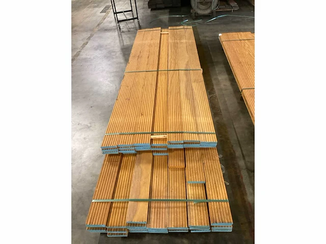 Bilinga vlonderdelen antislip 28x140 mm (54x) - afbeelding 5 van  6