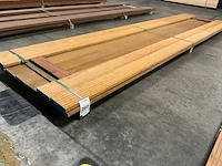 Bilinga vlonderplanken met antislip 28x140 mm (11x) - afbeelding 1 van  6