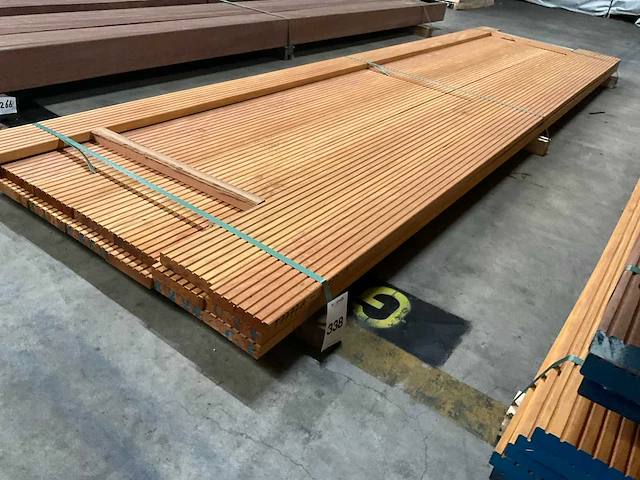 Bilinga vlonderplanken met antislip 28x140 mm (17x) - afbeelding 1 van  6
