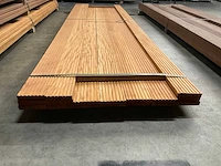 Bilinga vlonderplanken met antislip 28x140 mm (17x) - afbeelding 4 van  6