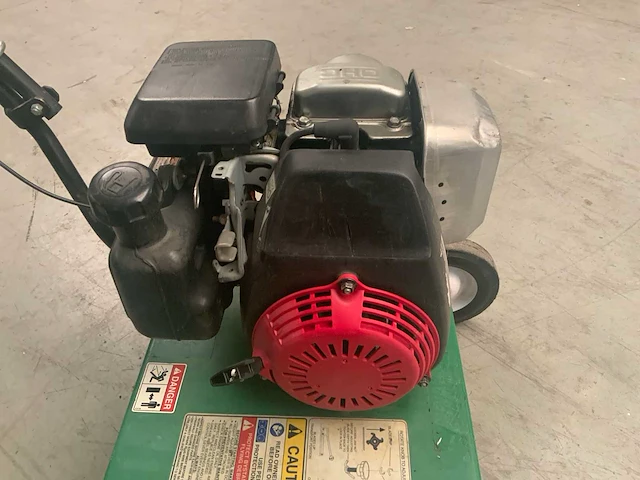 Billy goat cr550hc verticuteermachine - afbeelding 8 van  10