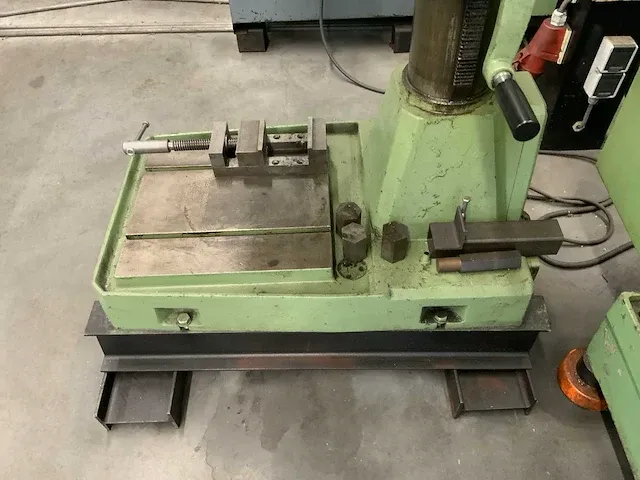 Bimak - 40 taf/c - kolomboormachine - afbeelding 12 van  12