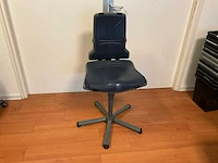 Bimos werkstoel zithoogte 44-58cm - afbeelding 1 van  4