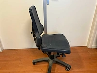 Bimos werkstoel zithoogte 44cm - afbeelding 2 van  3