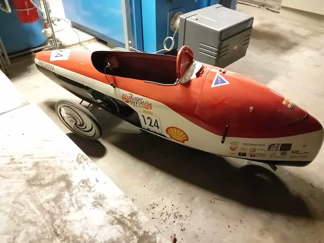 Bio diesel shell eco challenge voertuig - afbeelding 1 van  7