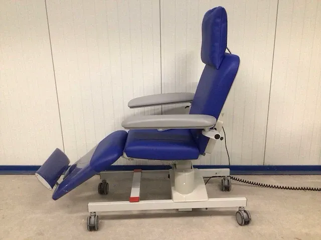 Bionic dialyse stoel - afbeelding 2 van  4