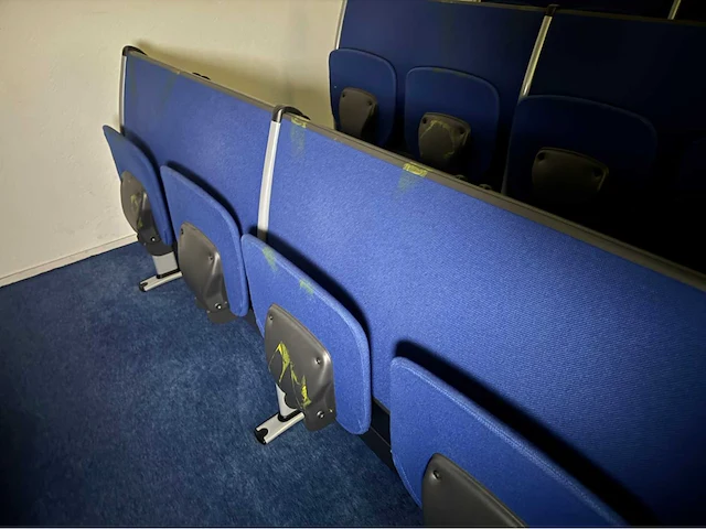 Bioscoop stoelen - afbeelding 5 van  8