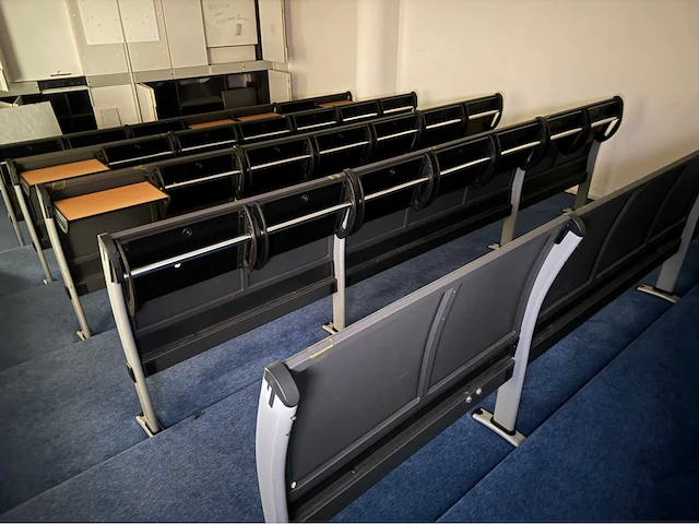 Bioscoop stoelen - afbeelding 8 van  8