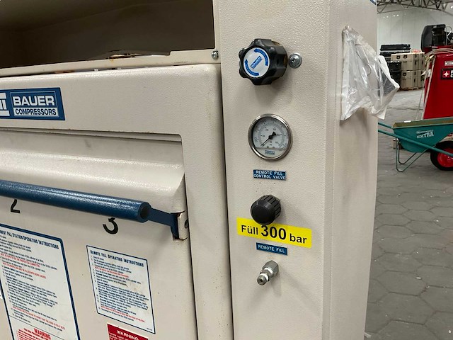 Birnzain cfsll-3s duikflesvulmachine - afbeelding 7 van  8