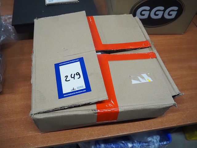 Bisi - afbeelding 1 van  4