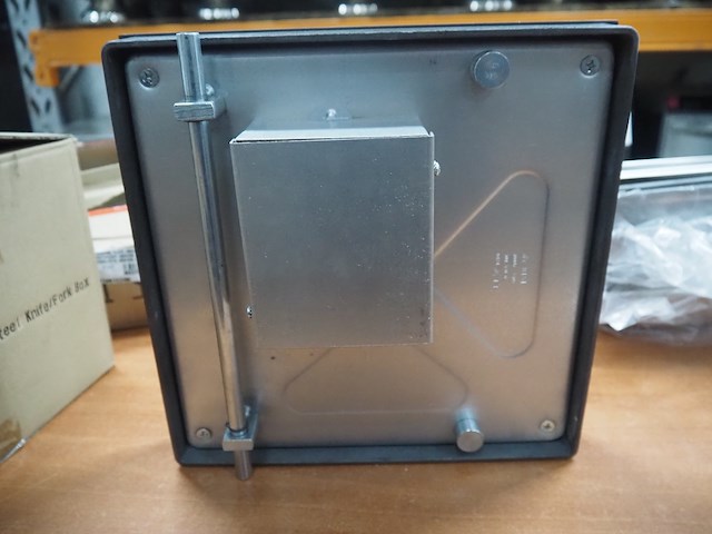 Bisi - afbeelding 3 van  4