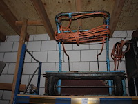 Bitumebrander op luchtbanden. - afbeelding 1 van  2