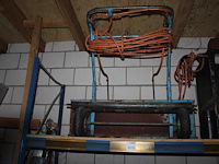 Bitumebrander op luchtbanden. - afbeelding 2 van  2