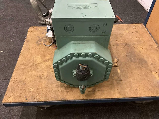 Bitzer koelcompressor co2 - afbeelding 6 van  6