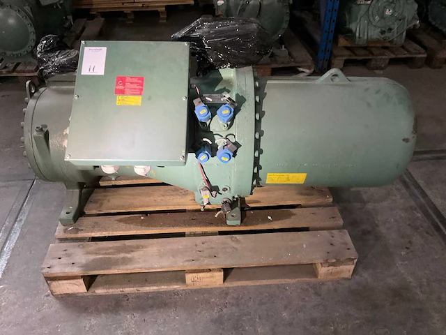 Bitzer maschinenbau csh 8561-125 y koelcompressor - afbeelding 1 van  4