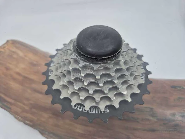 Bizarre fruitschaal / designobject – fossiel vs shimano - afbeelding 6 van  7