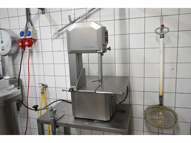 Bizerba - mpb - rvs beenderzaagmachine - afbeelding 1 van  5