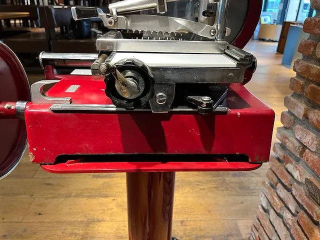 Bizerba - vintage snijmachine met onderstel - afbeelding 5 van  19
