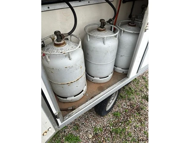 Bk trailers patat/vis verkoopwagen incl. apparatuur - afbeelding 7 van  27