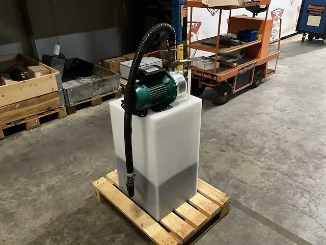 Bk1-100 ethyleenglycol 100ltr mengvat met wilo wj203 em pomp - afbeelding 3 van  5