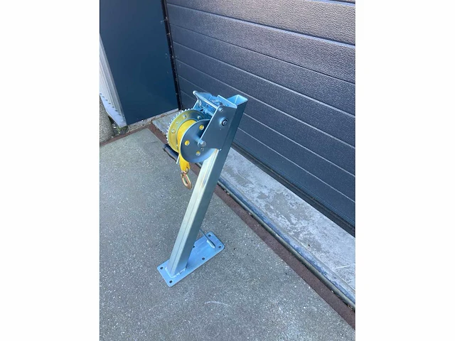 Bks - liersteun voor koker 60mm incl lier - overige bootonderdeel - afbeelding 3 van  5