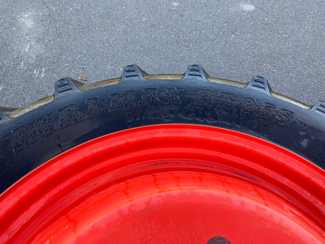 Bkt agri max rt 955 smalle banden met velg - afbeelding 10 van  16