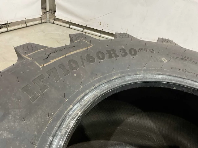 Bkt agrimaxforce tractor band 710/60 - afbeelding 6 van  10