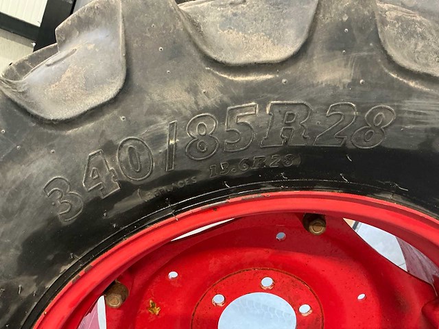 Bkt implement - as504 - agri max rt 855 compleets set - afbeelding 3 van  17