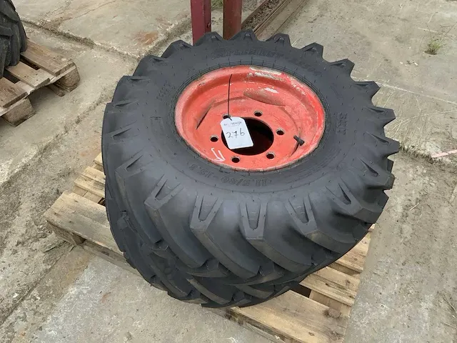 Bkt implement-as504 band met velg (2x) - afbeelding 3 van  10