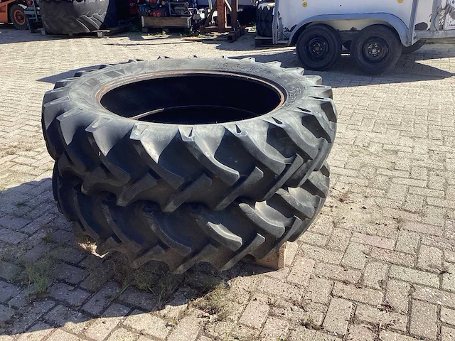 Bkt tr-135 tractor banden (2x) - afbeelding 3 van  8