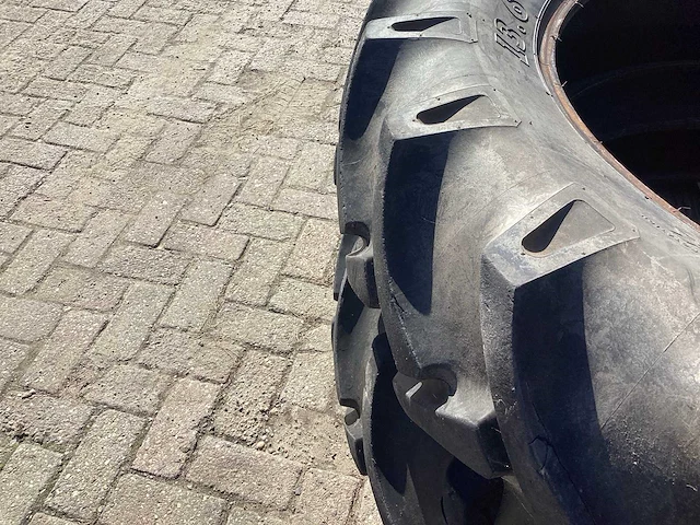 Bkt tr-135 tractor banden (2x) - afbeelding 7 van  8