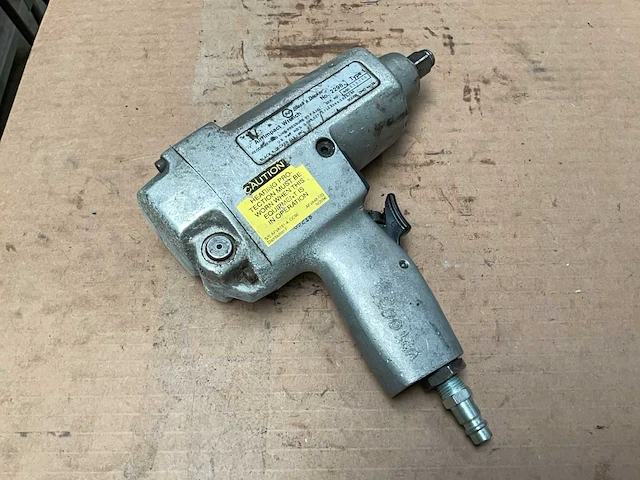 Black & decker 1 slagmoersleutel - afbeelding 1 van  3