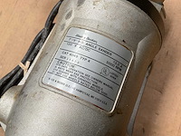 Black & decker 7”/9” haakse slijper - afbeelding 5 van  5