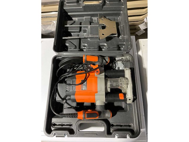 Black + decker kw1200e bovenfrees - afbeelding 4 van  4