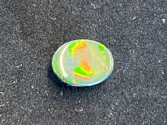 Black opal - 5.00 carat natuurlijke black opal - afbeelding 2 van  2