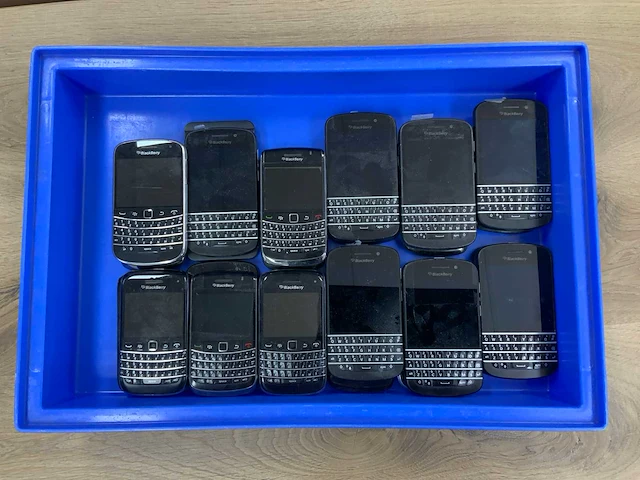 Blackberry - vintage blackberry telefoons (24x) - afbeelding 1 van  2