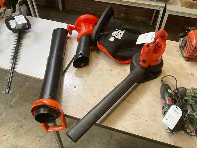 Black+decker gw3000 bladblazer - afbeelding 1 van  2